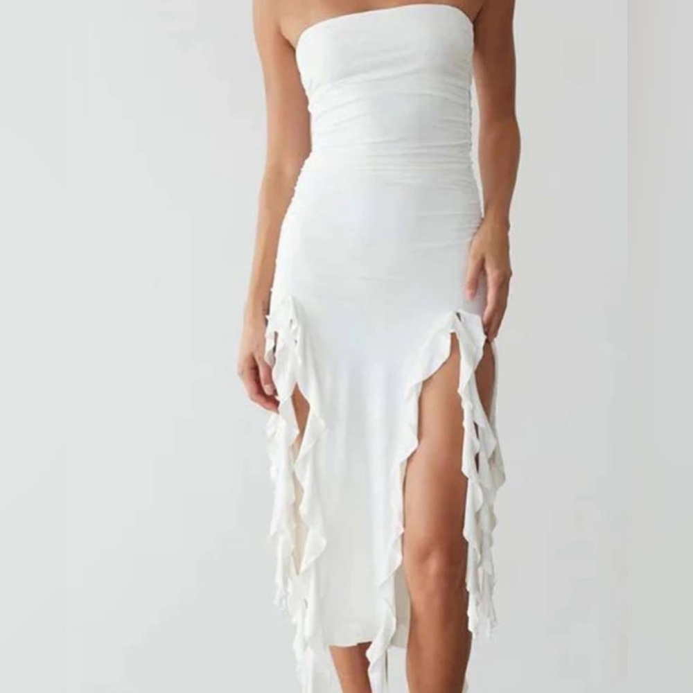 Misbehavin White long fringe dress